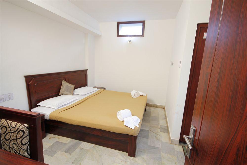 Hotel Park Avenue Kochi Εξωτερικό φωτογραφία