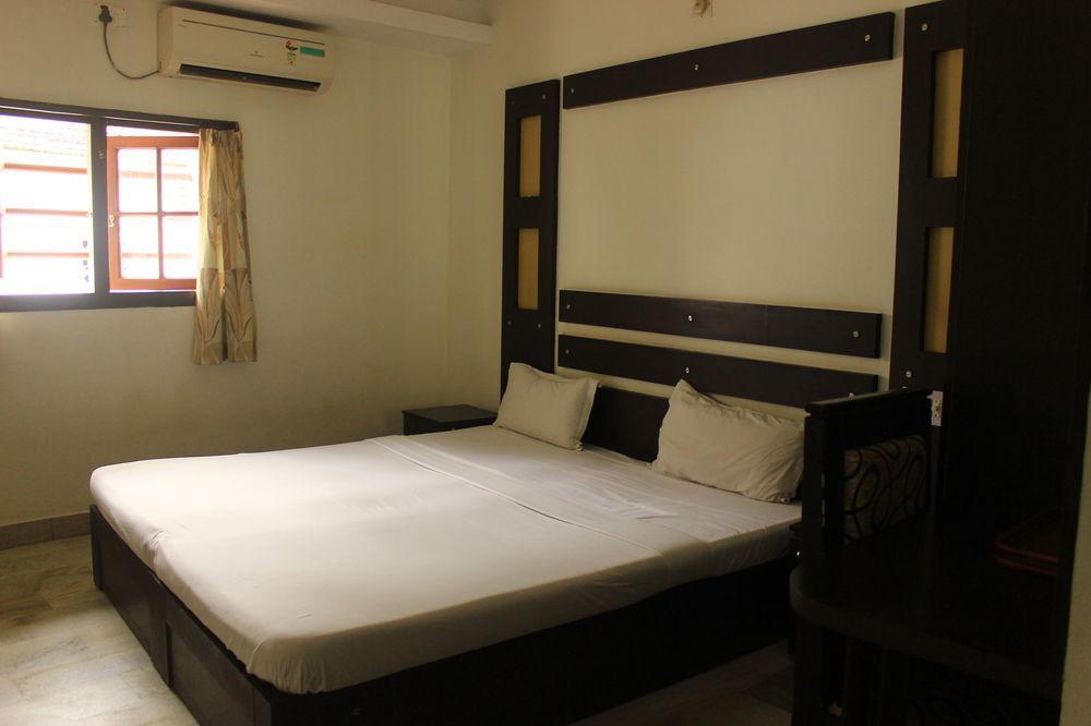 Hotel Park Avenue Kochi Εξωτερικό φωτογραφία