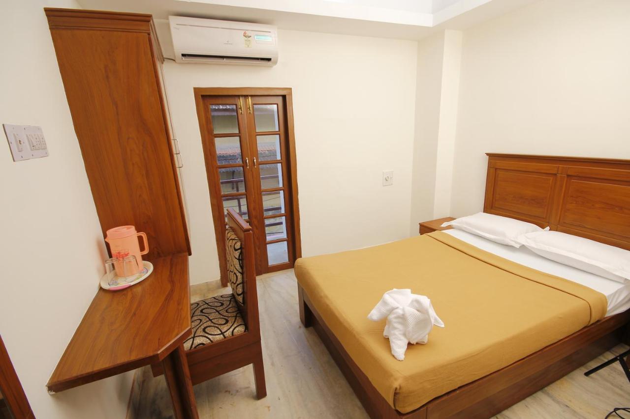 Hotel Park Avenue Kochi Εξωτερικό φωτογραφία